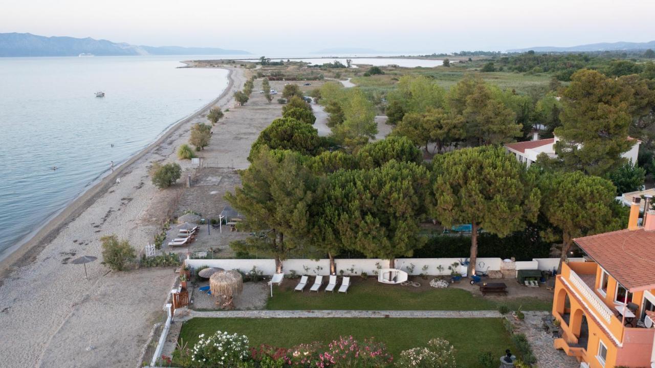 Pampas Seafront Villa, 6 Bedrooms, North Evvoia Kanatádhika Екстериор снимка
