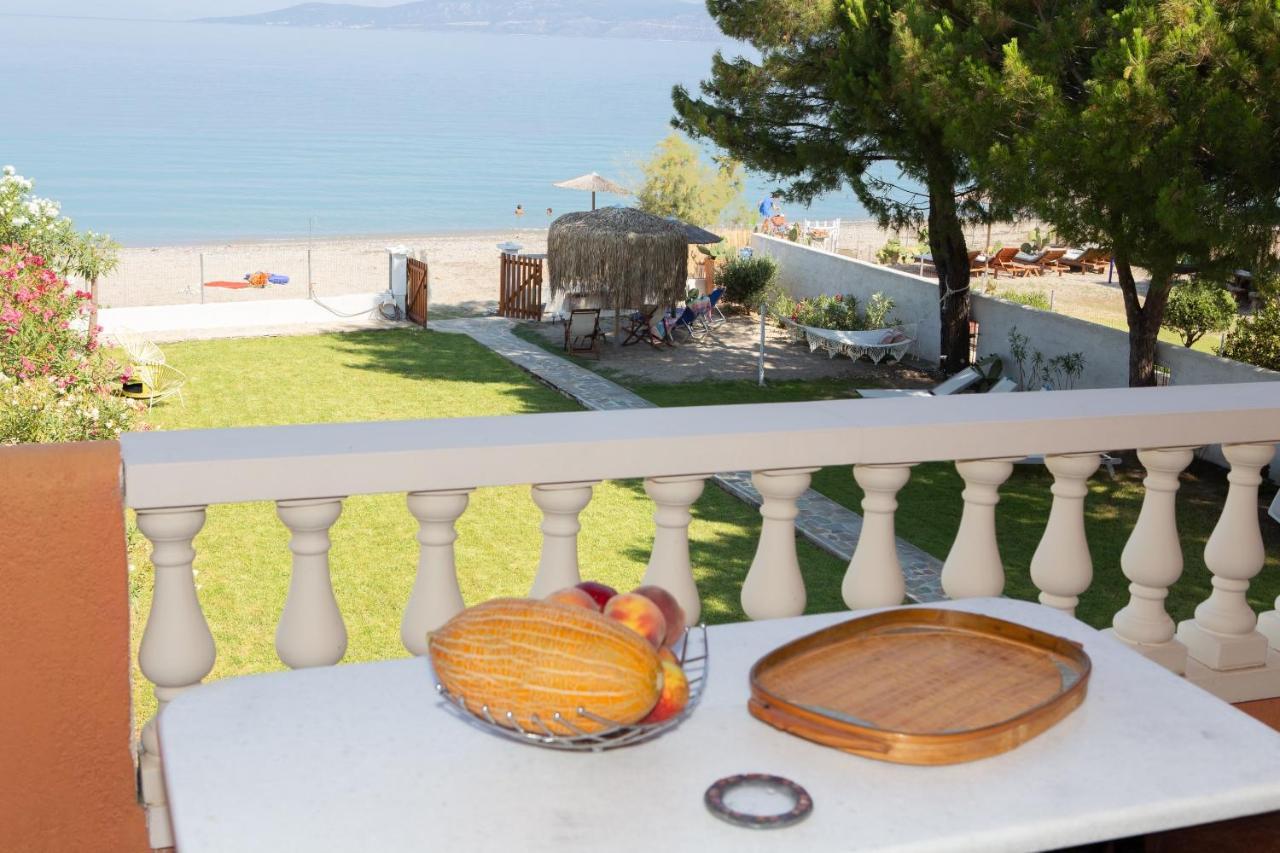 Pampas Seafront Villa, 6 Bedrooms, North Evvoia Kanatádhika Екстериор снимка