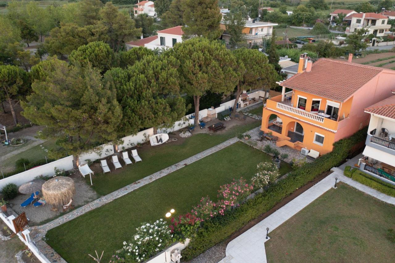 Pampas Seafront Villa, 6 Bedrooms, North Evvoia Kanatádhika Екстериор снимка