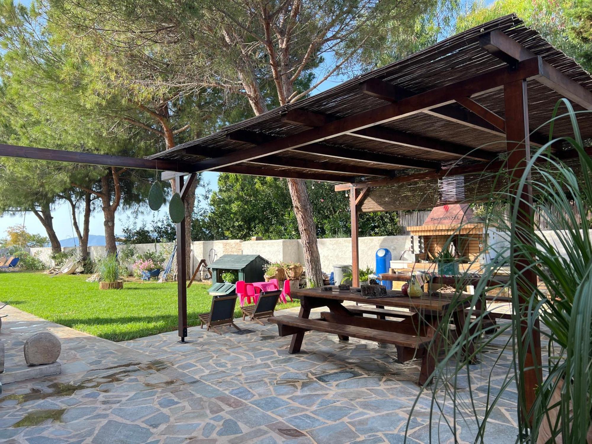 Pampas Seafront Villa, 6 Bedrooms, North Evvoia Kanatádhika Екстериор снимка
